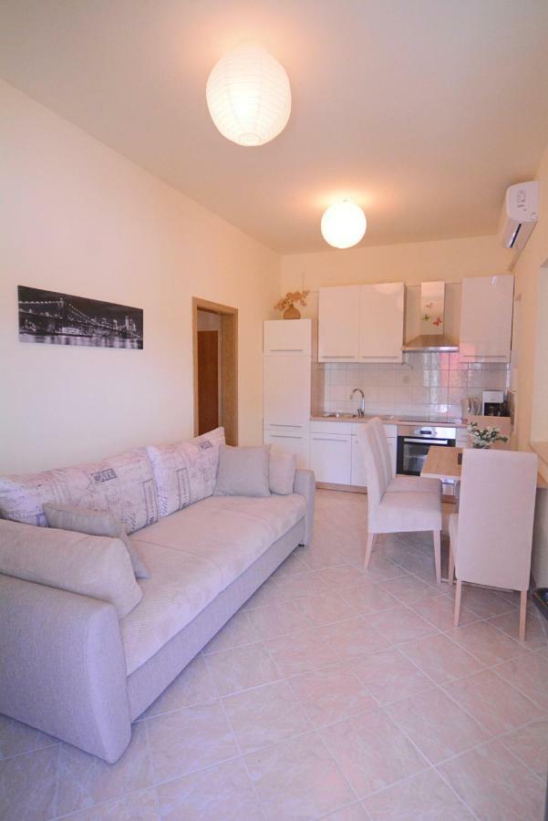 Arija Apartment บิลิเซ ภายนอก รูปภาพ